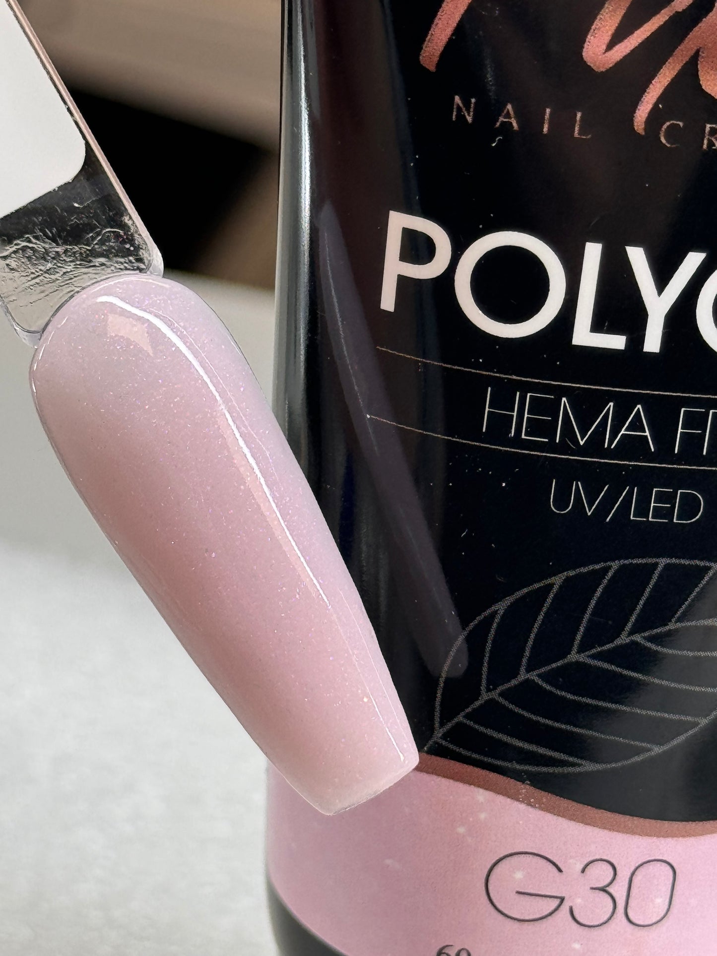 Poly Gel - HEMA FREE 60G | PIXIE G30 - Shimmery Glitter